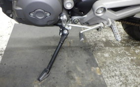 DUCATI MONSTER 696 2012