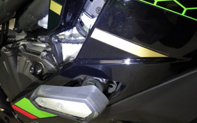KAWASAKI ZX-25R 1992 ZX250E