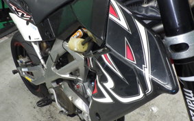 APRILIA SXV550 2006