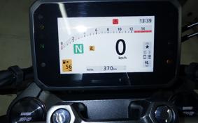 HONDA CB650R E-Clutch 2025 RH17