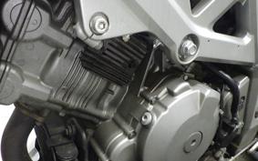 SUZUKI SV1000 2004 VT54A