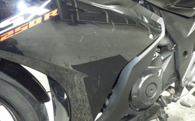 SUZUKI GSX250R