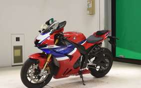 HONDA CBR1000RR RSP 2025 SC82