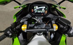 KAWASAKI  NINJA ZX-4RR ZX400P