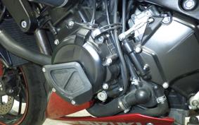 SUZUKI GSX-S1000 2015