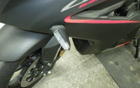 HONDA CBR650R E-Clutch 2025 RH17