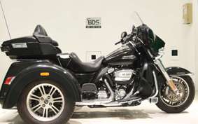 HARLEY FLHTCUTG TRIKE 1750 2017