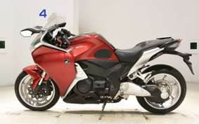 HONDA VFR1200F 2010 SC63