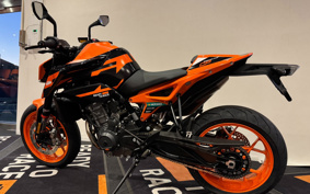 KTM 890 DUKE GP TU940