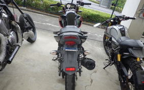 YAMAHA YS125 FAZER