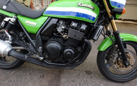 KAWASAKI ZRX400 2002 ZR400E
