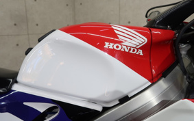 HONDA RVF400 1997 NC35