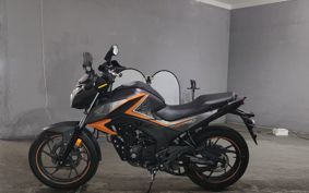 HONDA  HORNET 160R KC23