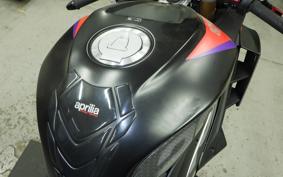 APRILIA RSV4 1100ファクトリ 2024
