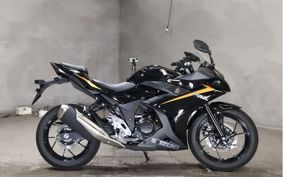 SUZUKI GSX250R DN12B