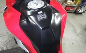 BMW S1000XR 2020
