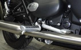 TRIUMPH BONNEVILLE T100 2022