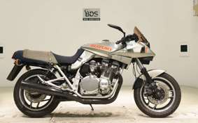 SUZUKI GSX750S KATANA 1984