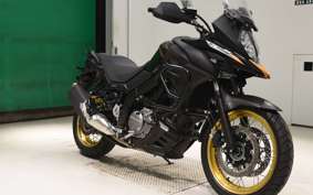 SUZUKI Vｽﾄﾛｰﾑ650XTA 2025 C733M