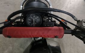 SUZUKI DJEBEL200 SH42A