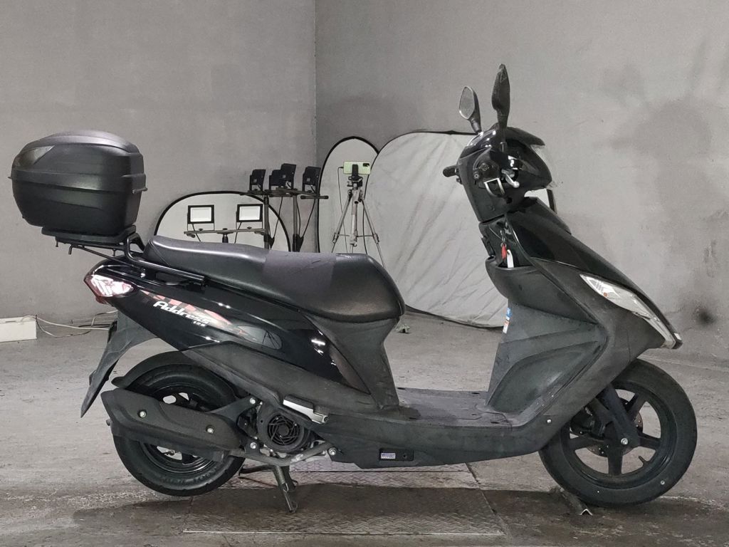 Фото Suzuki ADDRESS V125 с японского аукциона