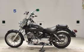 YAMAHA DRAGSTAR 250 VG02J