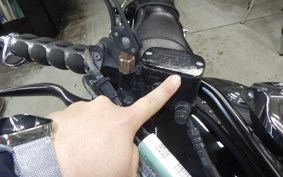 YAMAHA XVS1300CA STRIKER 2013
