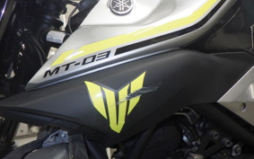 YAMAHA MT-03 2017 RH07J