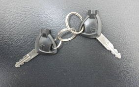 SUZUKI LET's 4 Basket CA43A