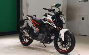 KTM 250 DUKE 2023