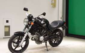 HONDA VTR 250 2007 MC33