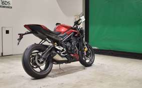 TRIUMPH STREET TRIPLE RS 2025