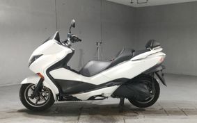 HONDA FORZA Z MF10