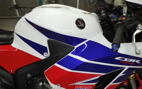 HONDA CBR600RR A 2013 PC40