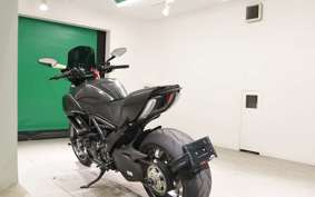 DUCATI DIAVEL Carbon 2011