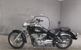 YAMAHA DRAGSTAR 250 VG02J