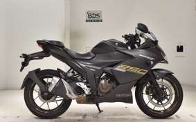 SUZUKI ジクサ-250SF