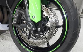 KAWASAKI ZX 10 NINJA R 2010