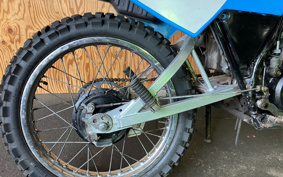 YAMAHA DT125 17F