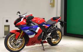 HONDA CBR1000RR RSP SC82