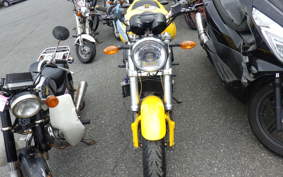 DUCATI MONSTER 400 IE 2004