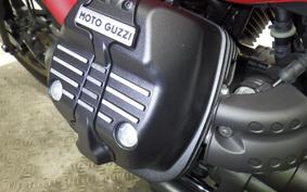 MOTO GUZZI V7 STONE 2023