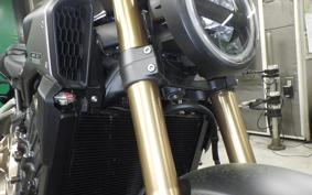 HONDA CB650R 2025 RH17