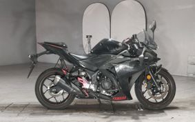 YAMAHA YZF-R25 RG10J