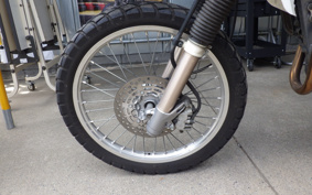 SUZUKI DJEBEL250XC SJ45A