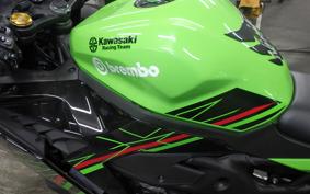 KAWASAKI ZX-25R-2SE 2001 ZX250H