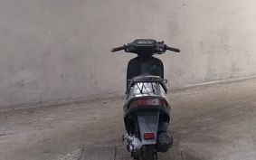 SUZUKI ADDRESS V100 CE11A