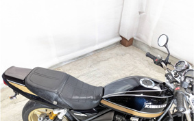 KAWASAKI ZEPHYR400K 2009 ZR400C