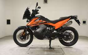 KTM 890 ADVENTURE	 2023