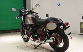 MOTO GUZZI V7 RACER 2 2018